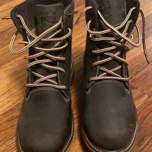 SOLD‼️‼️ Timberland Steel Toe Boots